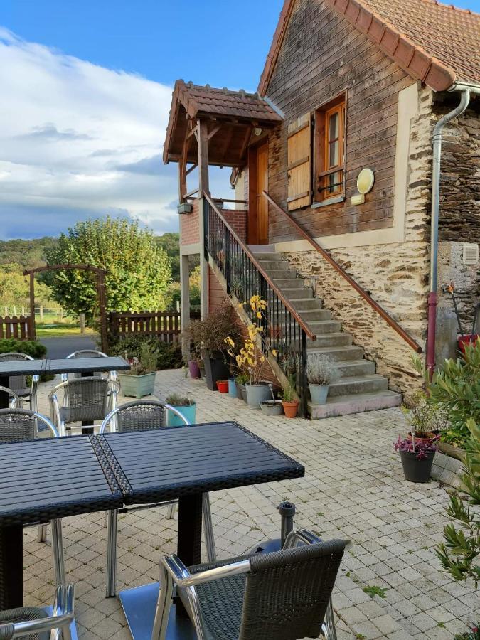 Auberge Des Colettes Coutansouze Ngoại thất bức ảnh